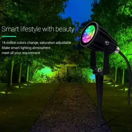 RGB+CCT Smart LED Garden Light